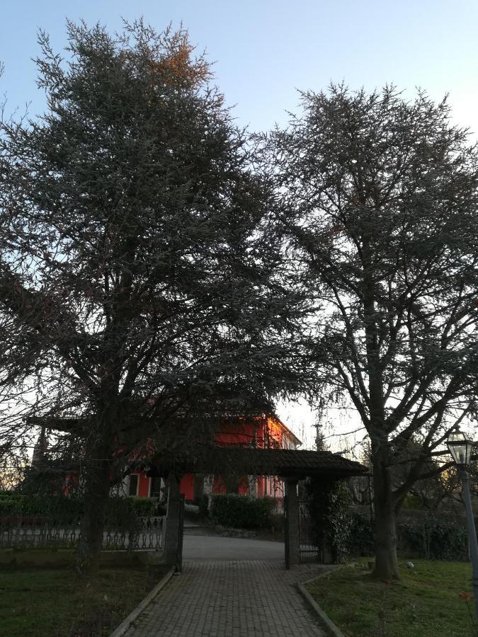Villa Laura Incisa Scapaccino Екстериор снимка