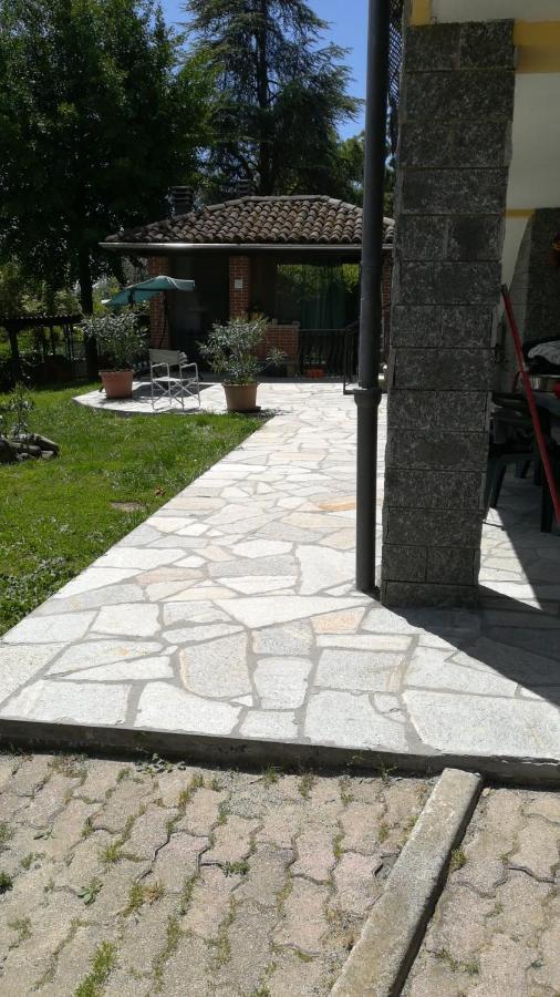 Villa Laura Incisa Scapaccino Екстериор снимка